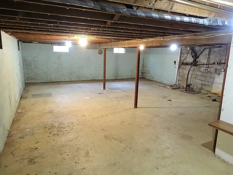 8 S Farmersville Rd — Photo 16