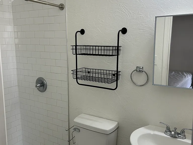 1302 N Date St #14 — Photo 5