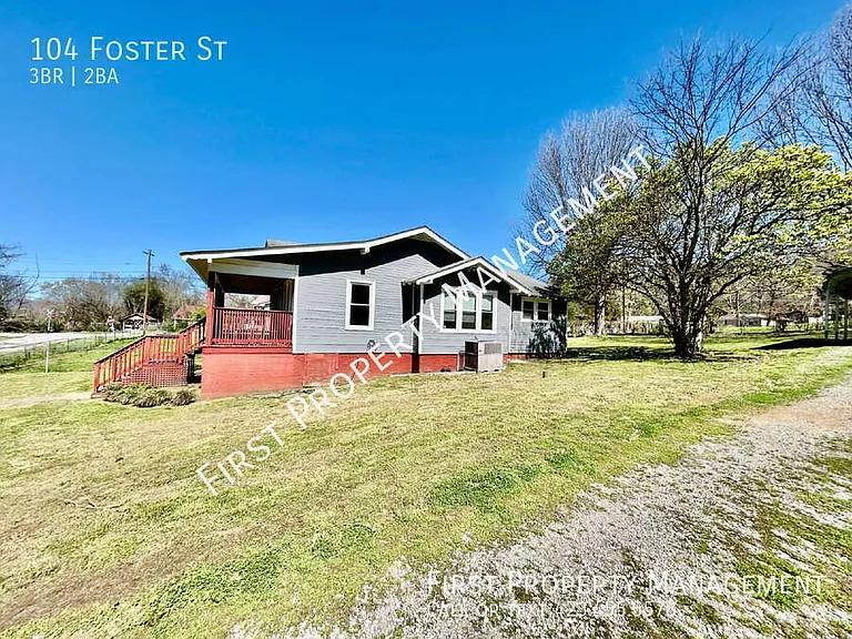 104 Foster St — Photo 27