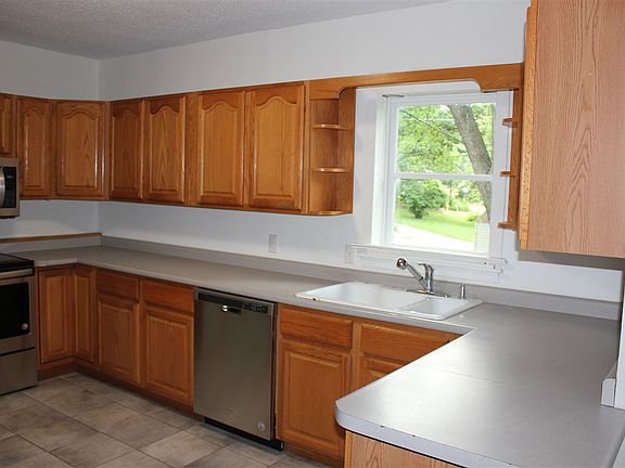 3rd image of 2006 Ashland Ave