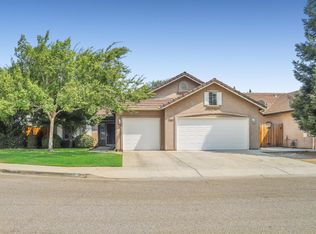 2455 Coventry Ave, Clovis, CA 93611