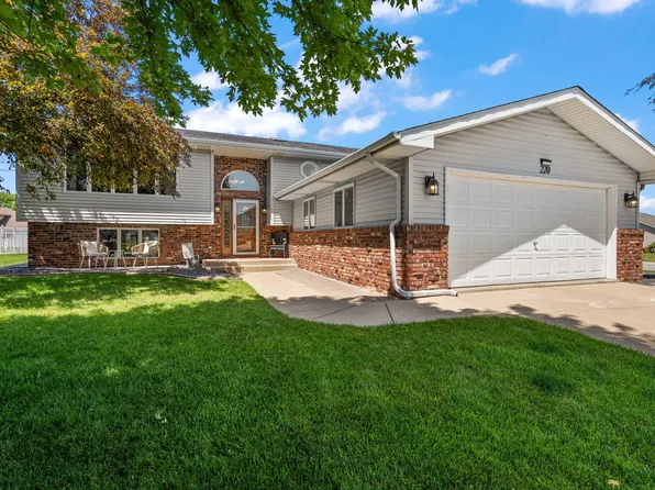 220 Blickview Dr, Schererville, IN 46375