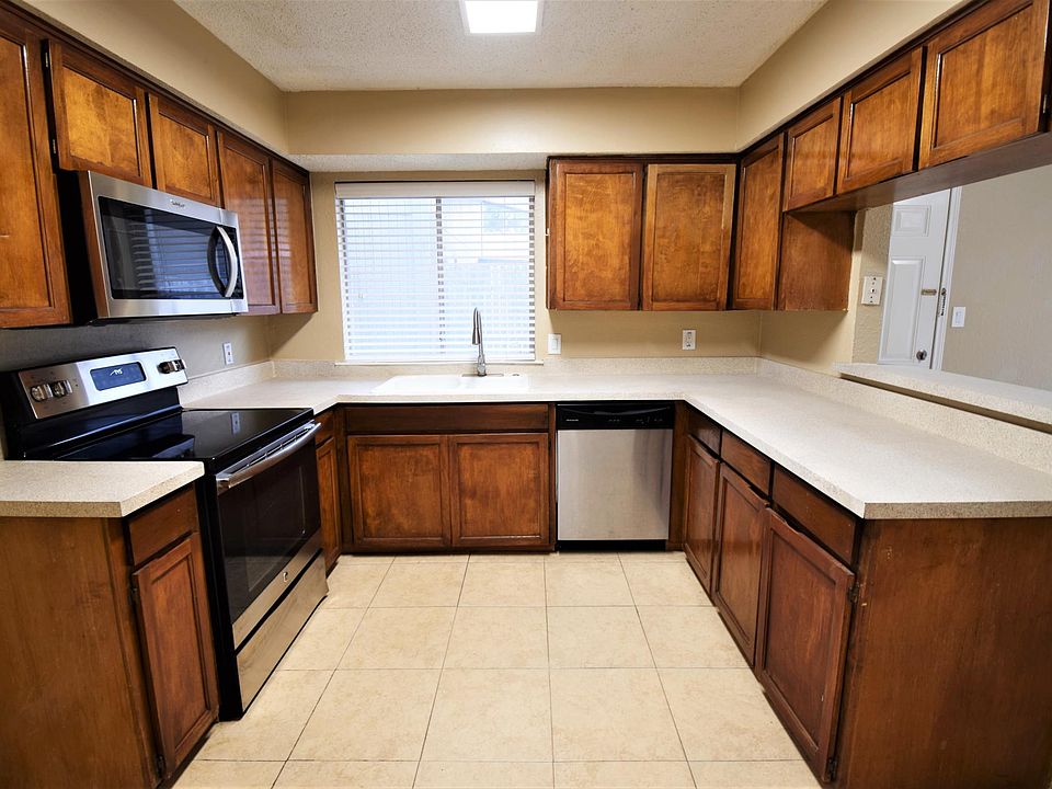 1st image of 2211 Chase Ct