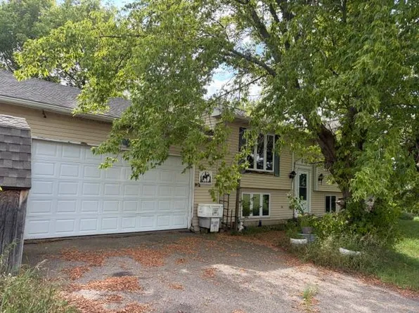 10678 Clementa Ave SW, Montrose, MN 55363