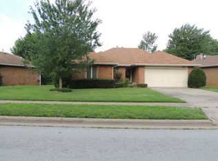 3529 S Kings Ave, Springfield, MO 65807