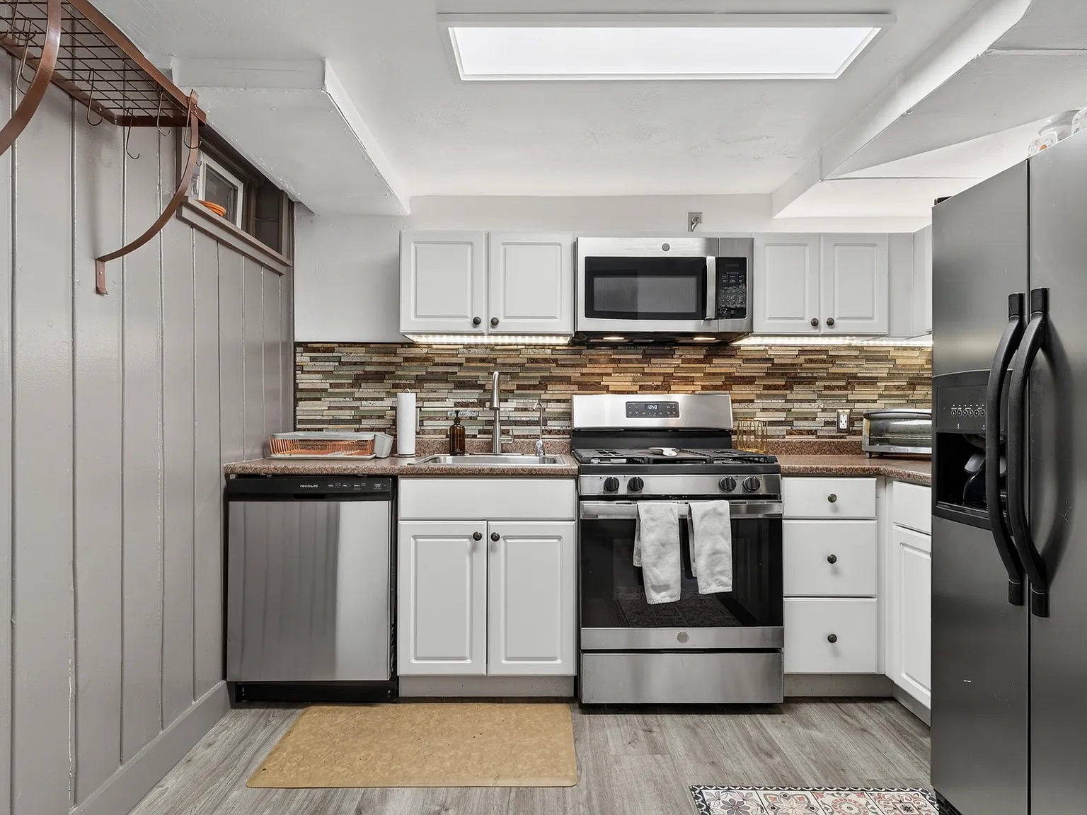 444 Bannock St — Photo 3