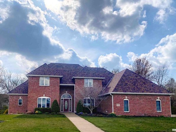 1714 Oak Rdg, Washington, IL 61571