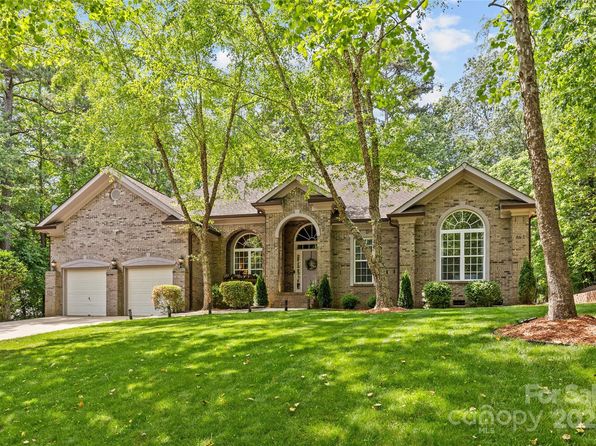 4025 Cherrybrook Dr, Mint Hill, NC 28227
