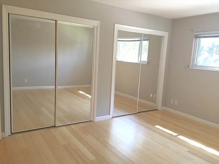 Noel Oaks — Photo 16