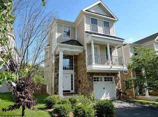 6917 Willow St, Falls Church, VA 22046