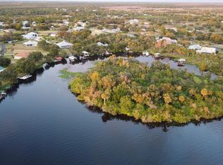16520 Oakview Cir, Alva, FL 33920