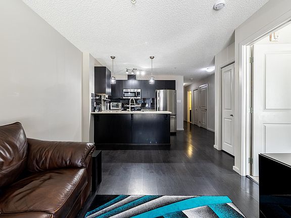 5th image of 344 Windermere Rd NW #131