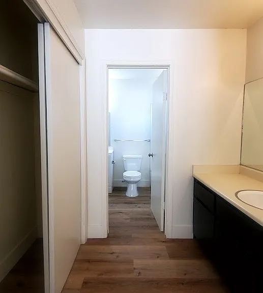1911 E Saginaw Way #202 — Photo 10