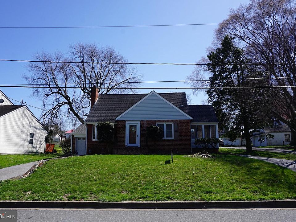 1st image of 2406 Frederick Ave