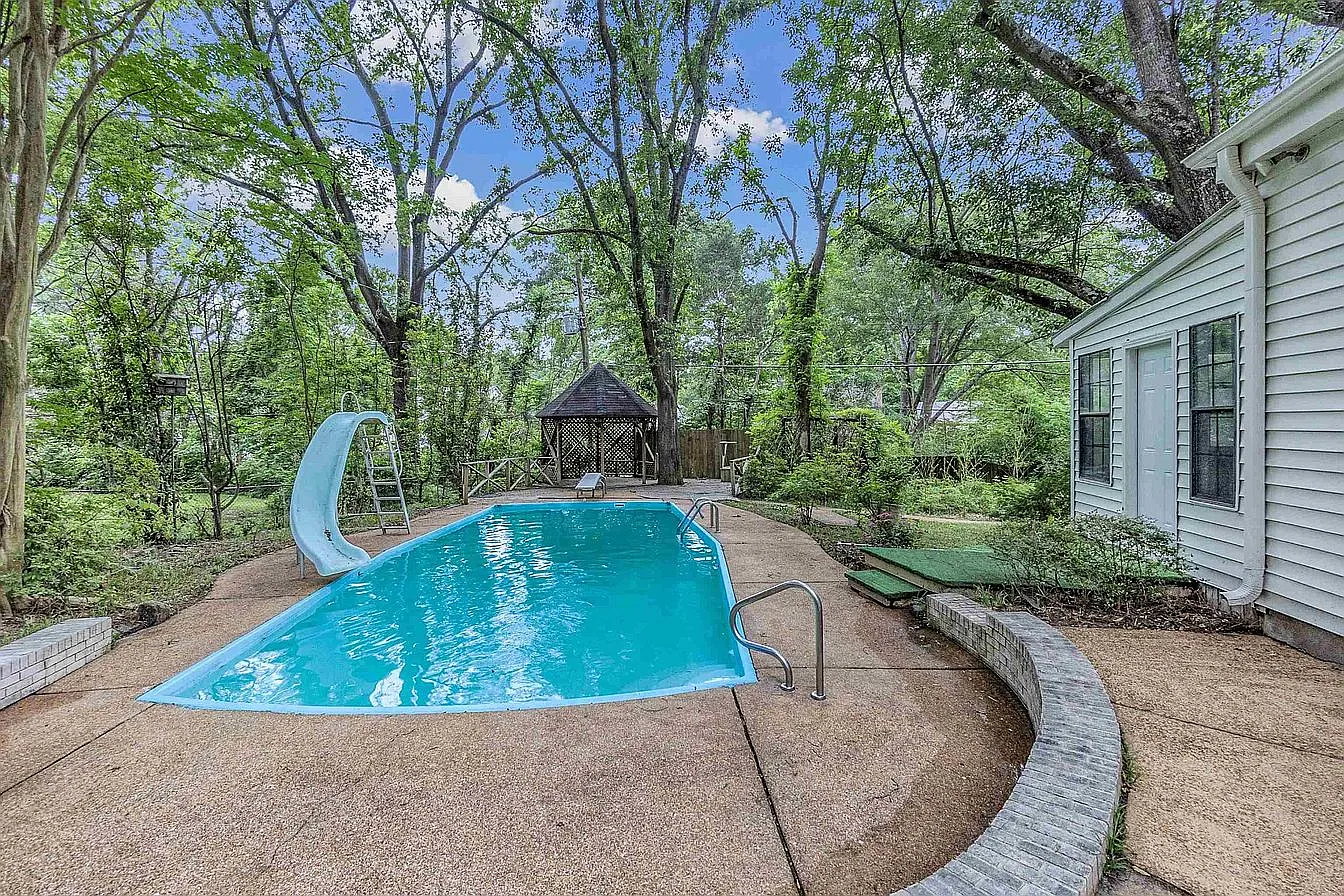 4 bed, 2983 sqft, $3,595 — Photo 3