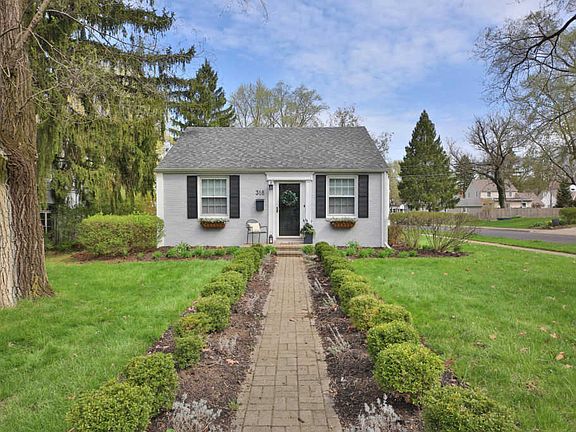 3rd image of 318 Kenbrook Dr