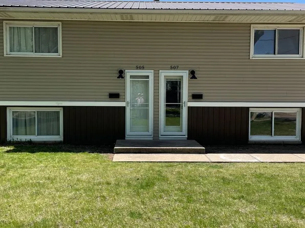 507 7th Ave, Camanche, IA 52730