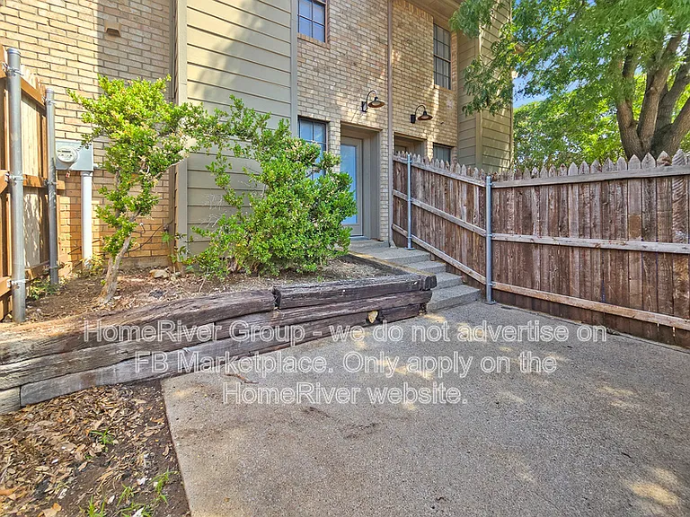 7403 Kingswood Cir — Photo 16