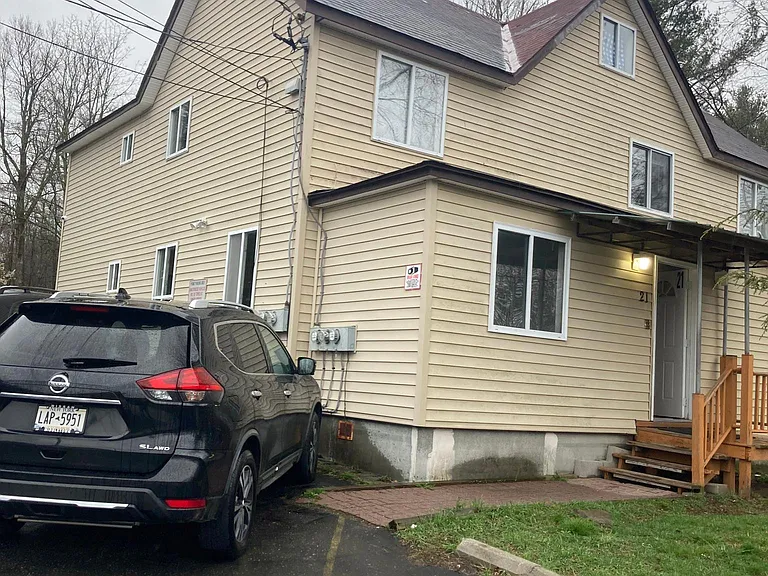 21 Pine St #1 — Photo 12