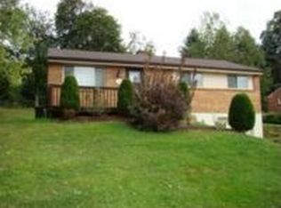 11 Sierra Dr, Pittsburgh, PA 15239