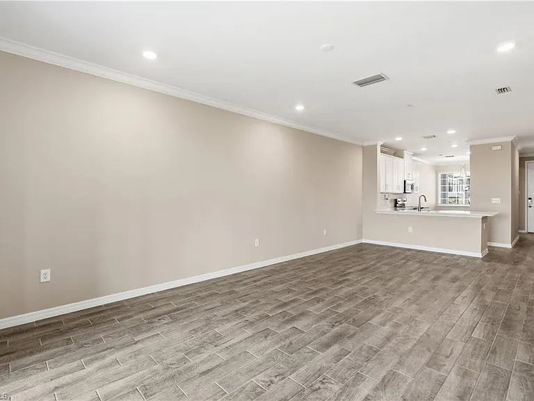 11841 Venetian Lagoon Dr — Photo 10