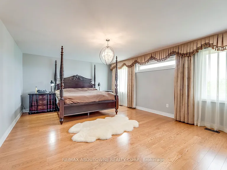 2481 Taylorwood Dr — Photo 26