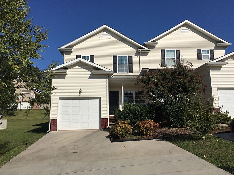 1st image of 1907 Short Leaf Dr