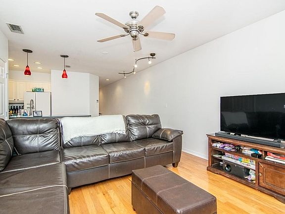 5th image of 2914 W Gandy Blvd Unit B