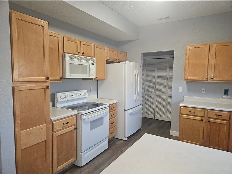4025 Campion St — Photo 5