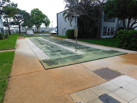 3rd image of 3120 29th Ave N APT 203