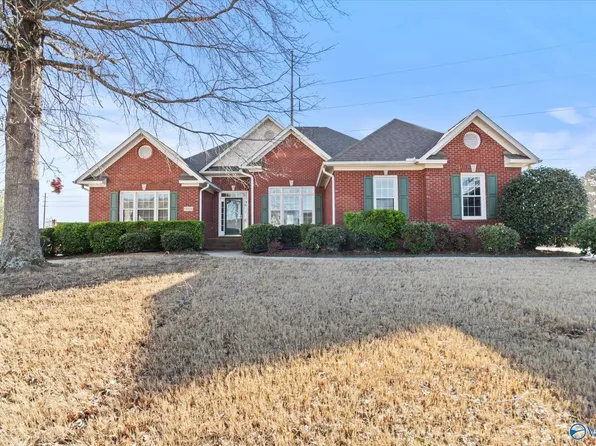 13004 Camden Cir SE, Huntsville, AL 35803
