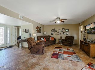 10209 W Caron Dr, Sun City, AZ 85351