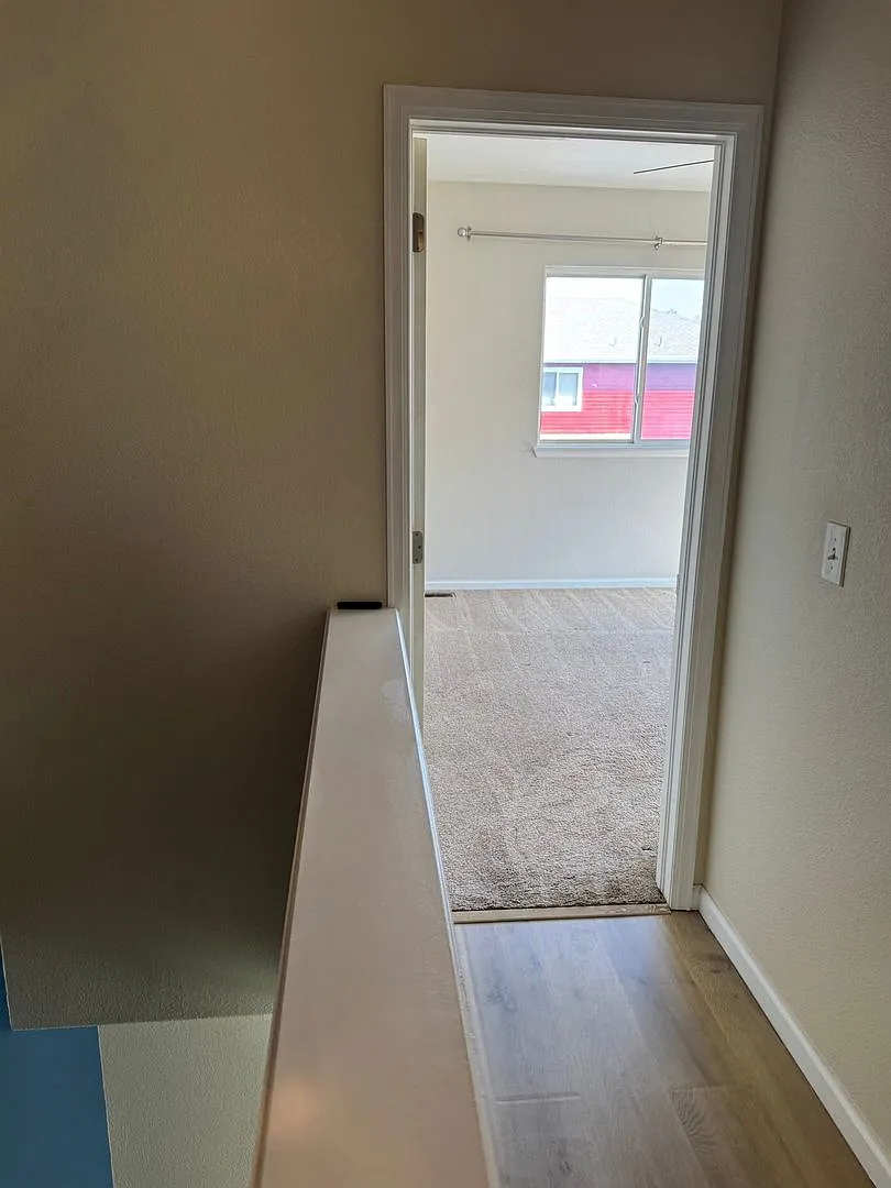 Charming 2BR Townhome in Brighton — Photo 4