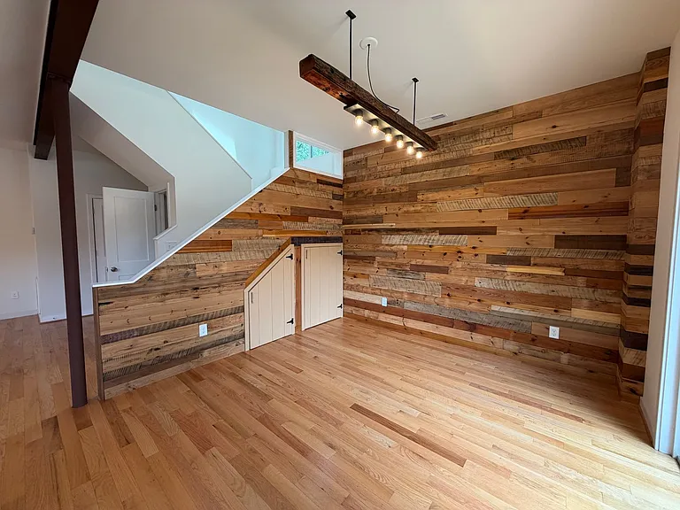 1500 Meridian St — Photo 20