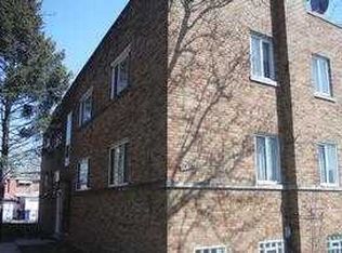 6417 N Kedzie Ave APT 2E, Chicago, IL 60645