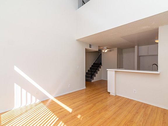 2nd image of 5051 Klump Ave