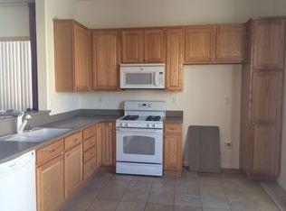 19434 Tor Hill Ln, Apple Valley, CA 92308