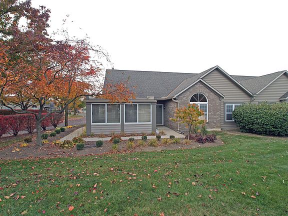 3rd image of 5556 Villa Gates Dr