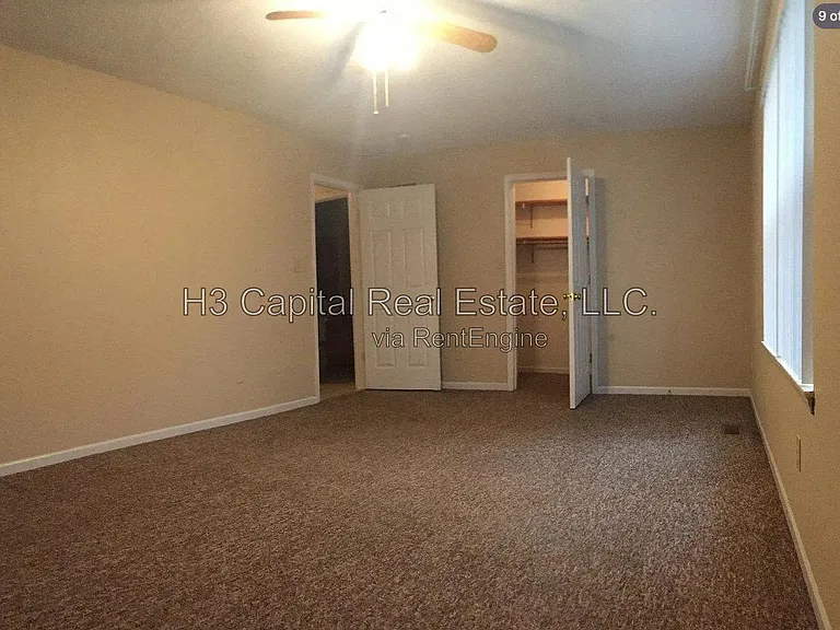 319 Hannah Dr — Photo 7
