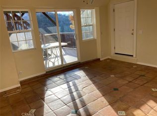 1620 Edge Cliff Dr #1620, Lake Arrowhead, CA 92352
