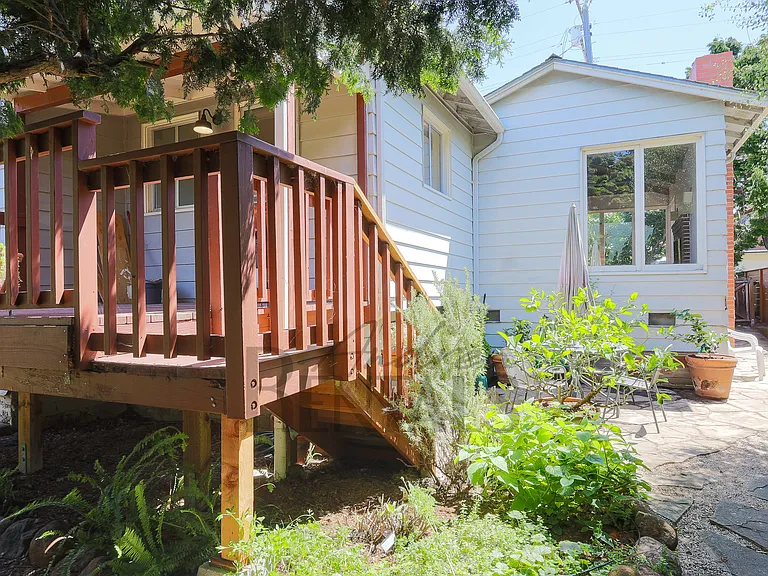 7 Ramona Ave — Photo 20