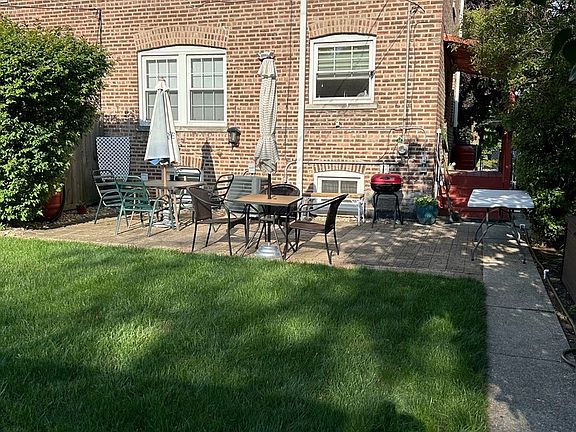 2nd image of 1691 White St
