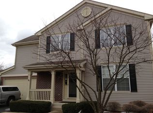 9 Shade Tree Ct, Algonquin, IL 60102