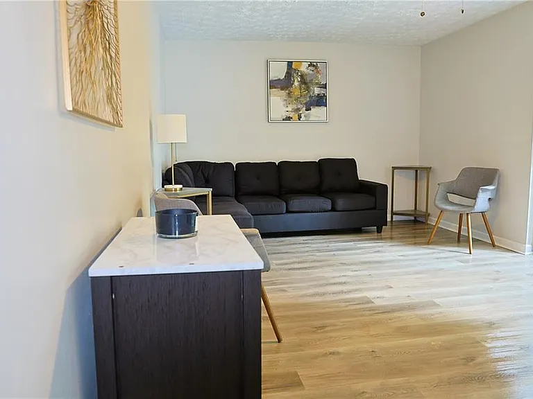 4411 Flakes Mill Rd — Photo 11