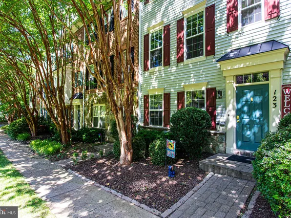 123 Pasture Side Way, Rockville, MD 20850