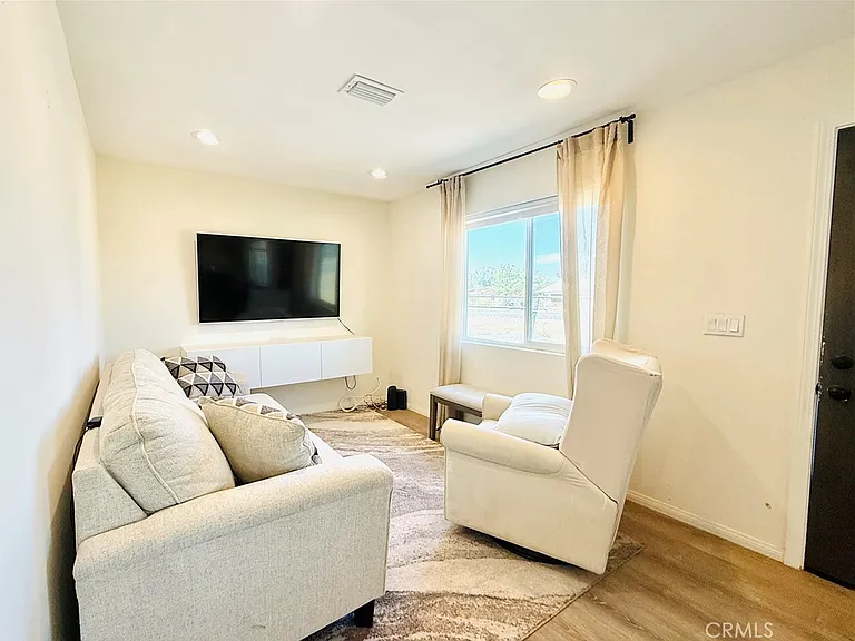 14080 Mohawk Rd — Photo 3