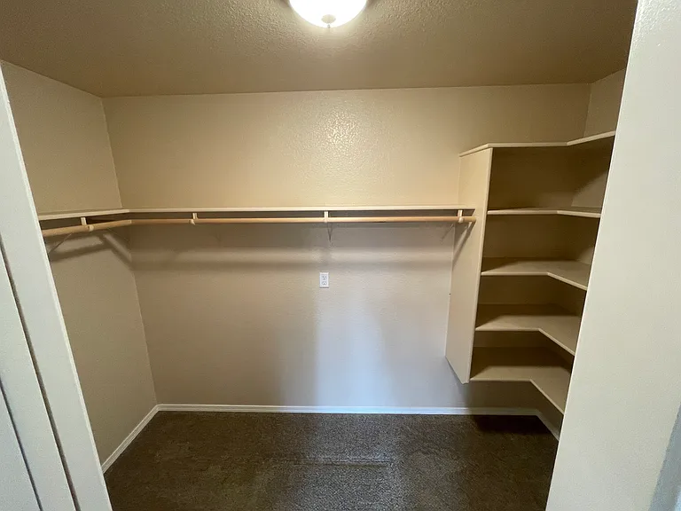 7311 E Obsidian Loop — Photo 13