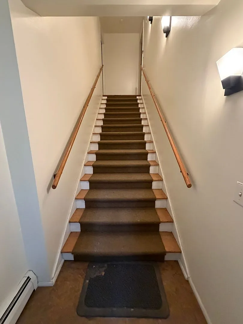 Halverson Road 522 — Photo 3