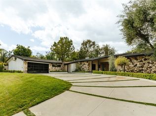 18155 Lake Encino Dr, Encino, CA 91316