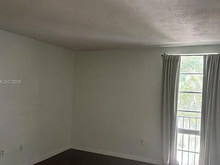 6900 N Kendall Dr #A205 — Photo 2